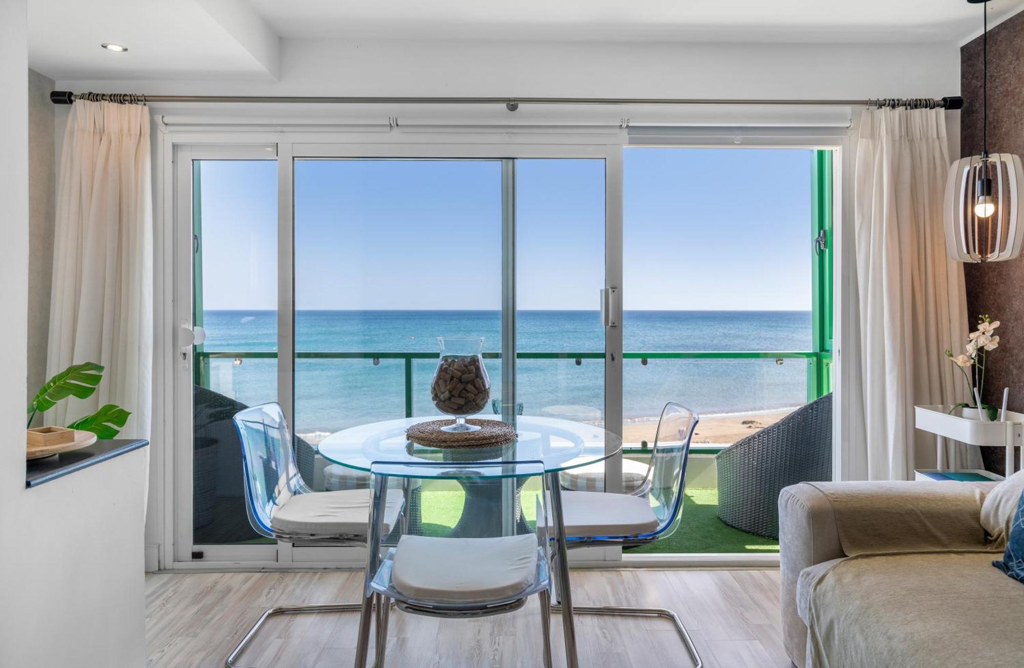 51 Avenue Playa Honda Apartment Playa Honda  Ngoại thất bức ảnh